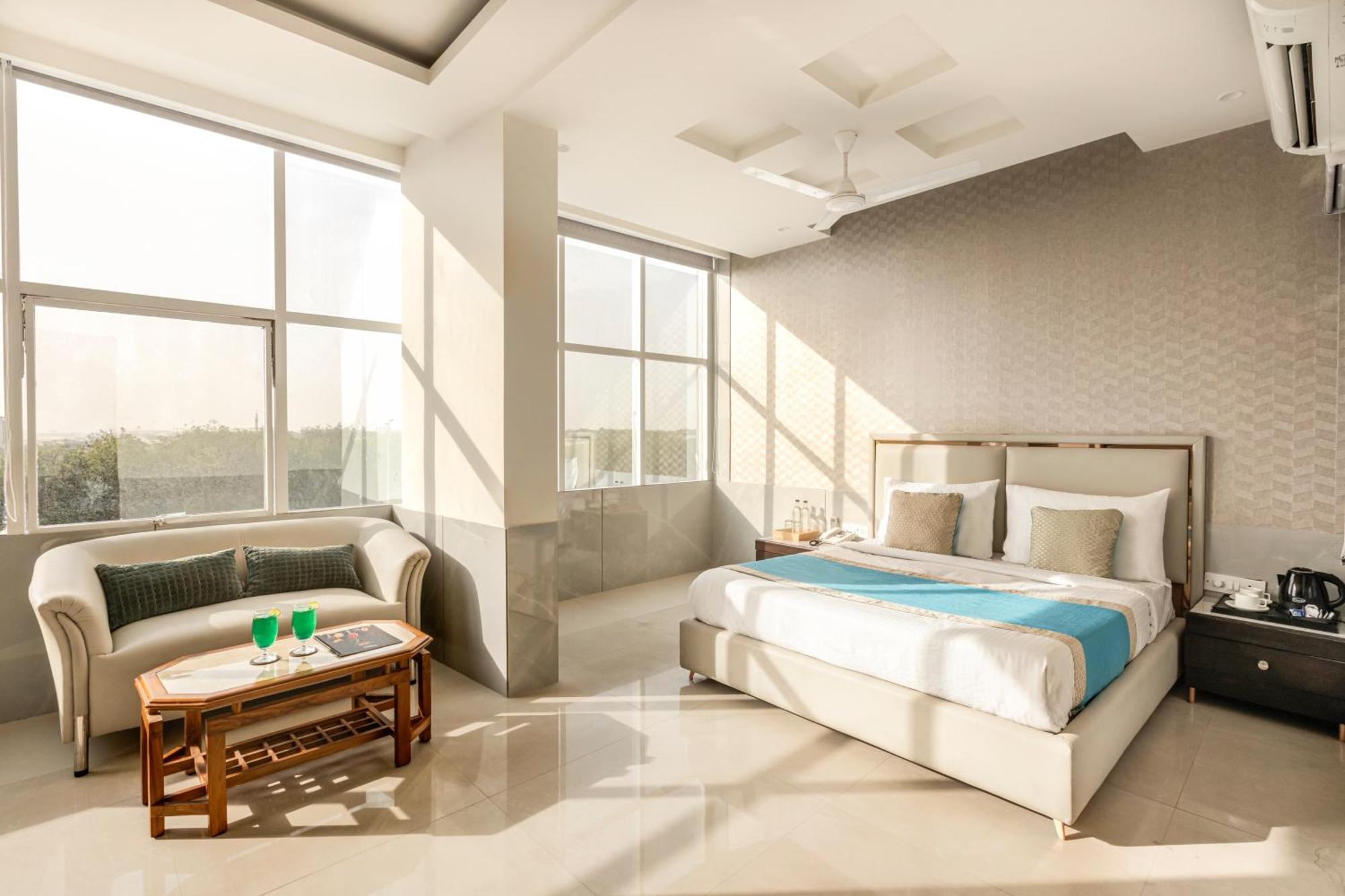 Hotel Aero Star Near Delhi Airport New Delhi Bagian luar foto