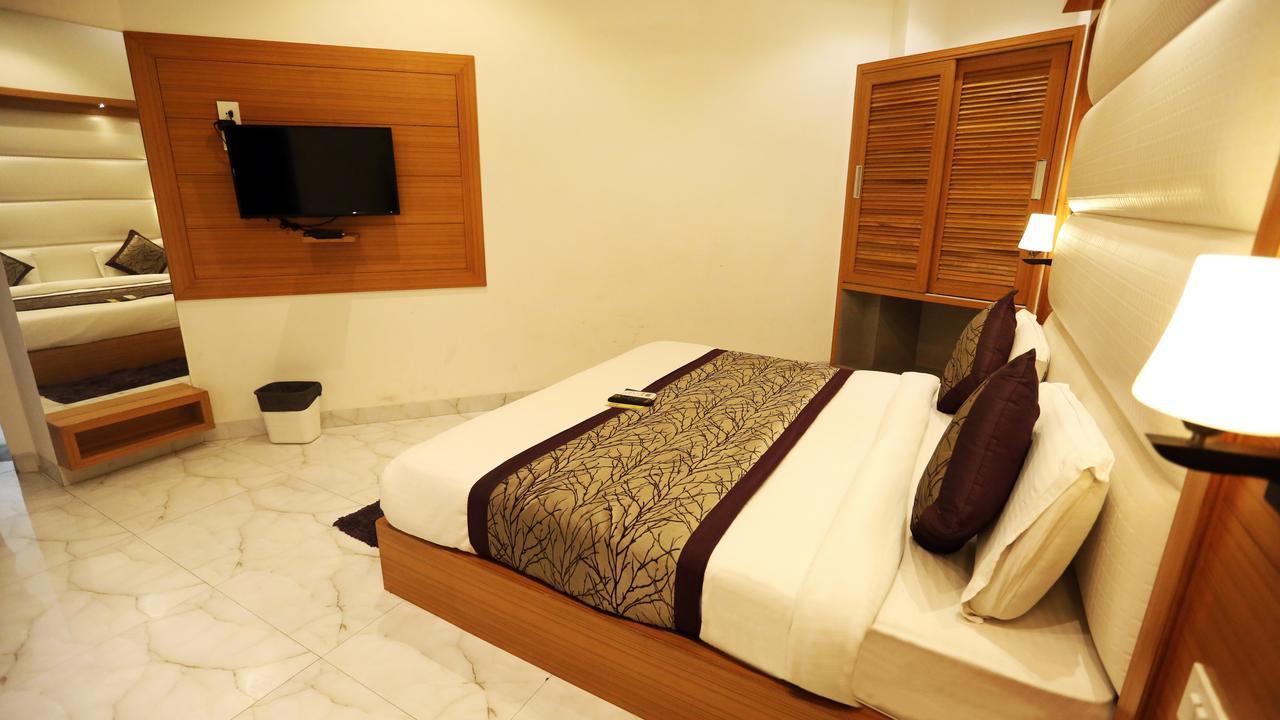 Hotel Aero Star Near Delhi Airport New Delhi Bagian luar foto