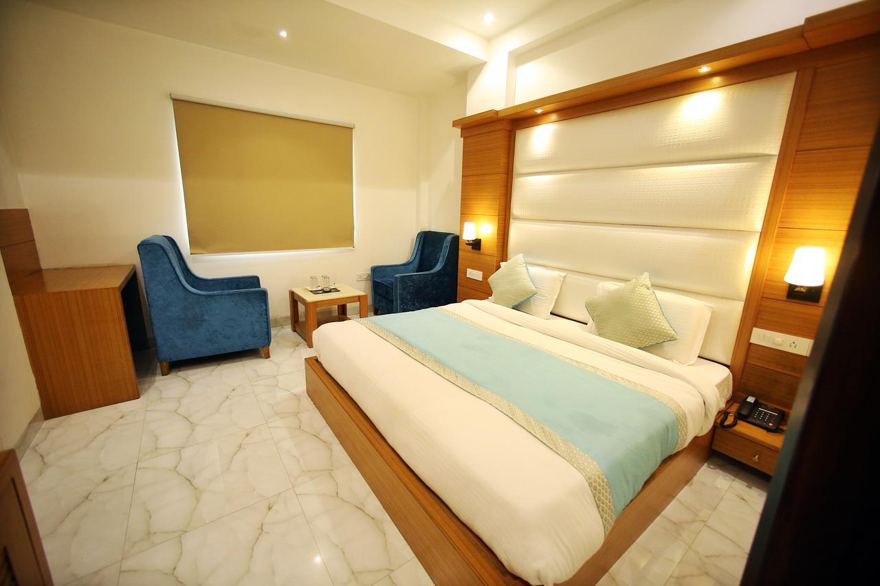 Hotel Aero Star Near Delhi Airport New Delhi Bagian luar foto