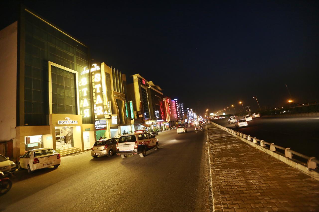 Hotel Aero Star Near Delhi Airport New Delhi Bagian luar foto