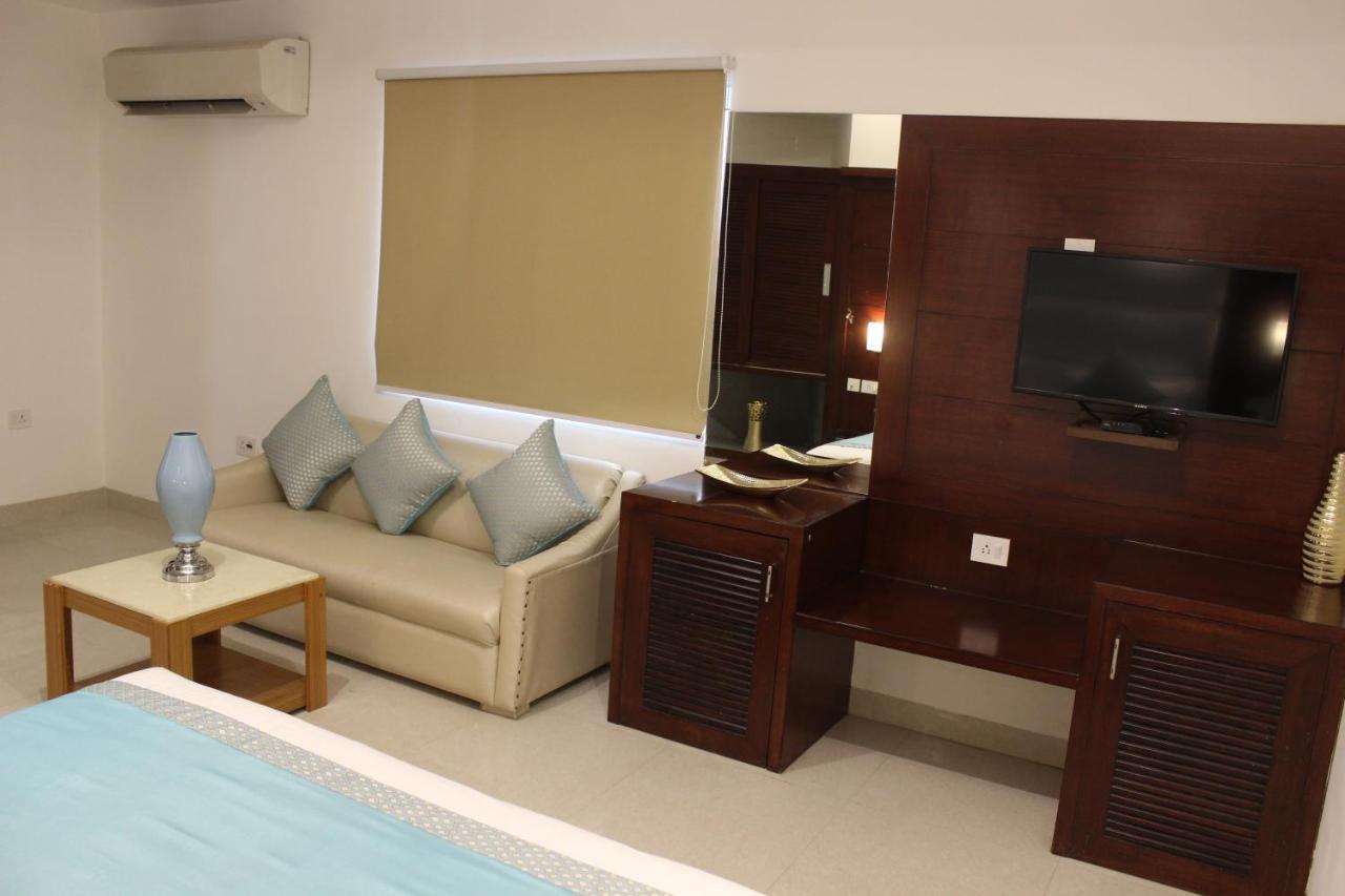 Hotel Aero Star Near Delhi Airport New Delhi Bagian luar foto