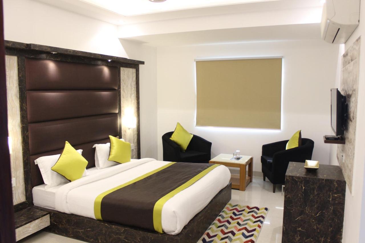Hotel Aero Star Near Delhi Airport New Delhi Bagian luar foto