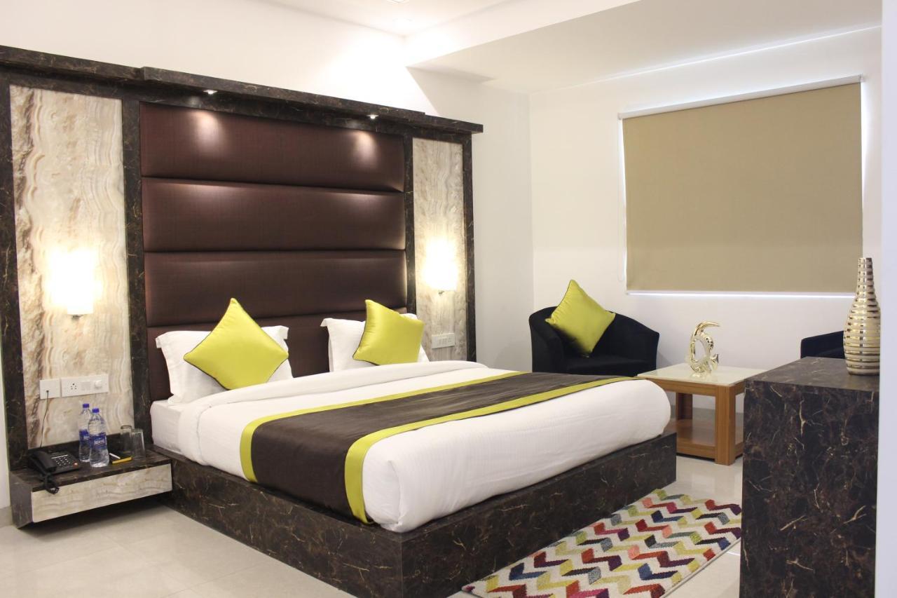 Hotel Aero Star Near Delhi Airport New Delhi Bagian luar foto