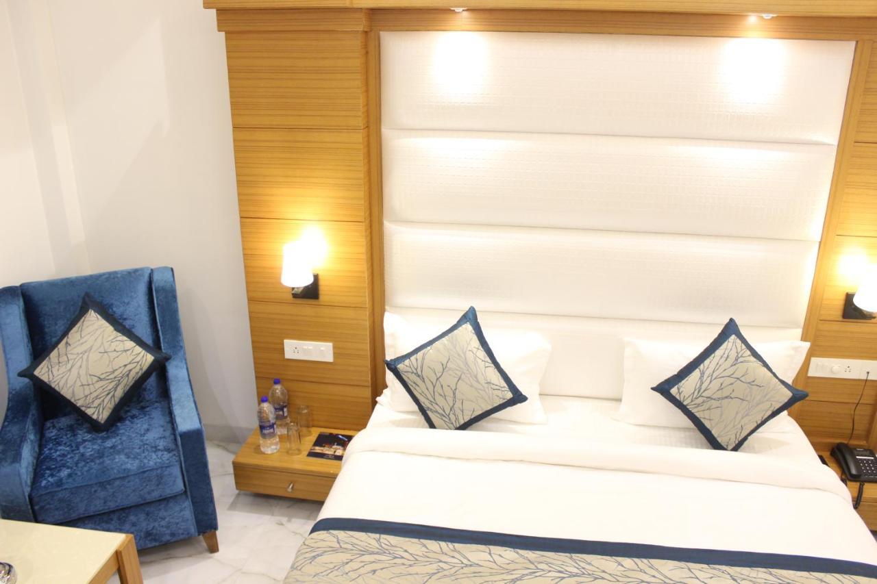 Hotel Aero Star Near Delhi Airport New Delhi Bagian luar foto