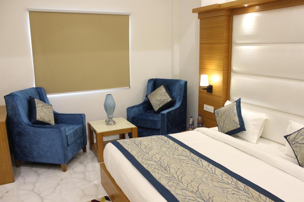 Hotel Aero Star Near Delhi Airport New Delhi Bagian luar foto