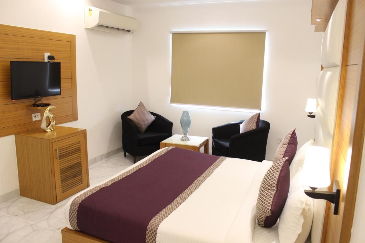 Hotel Aero Star Near Delhi Airport New Delhi Bagian luar foto