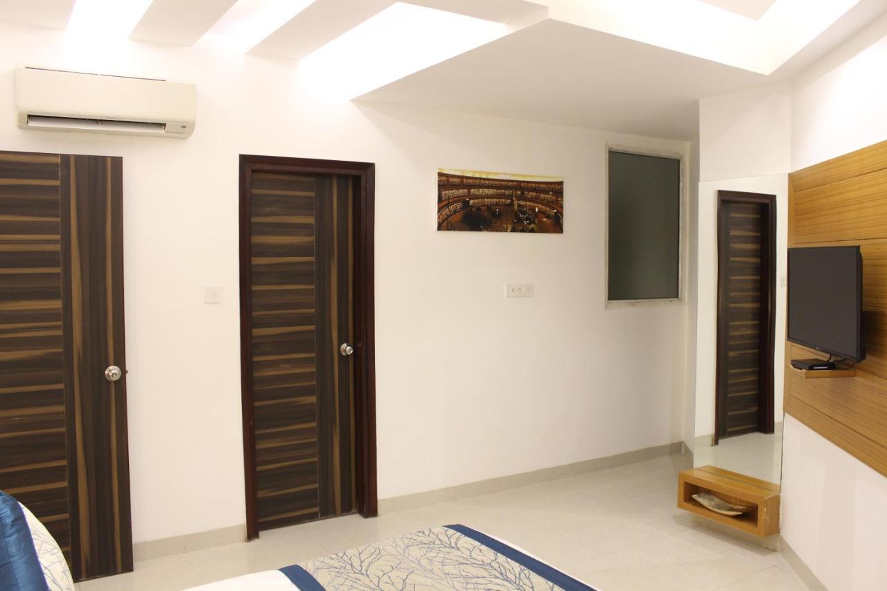 Hotel Aero Star Near Delhi Airport New Delhi Bagian luar foto