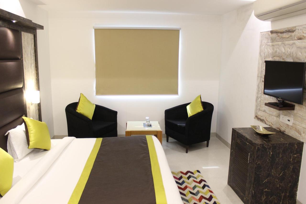 Hotel Aero Star Near Delhi Airport New Delhi Bagian luar foto
