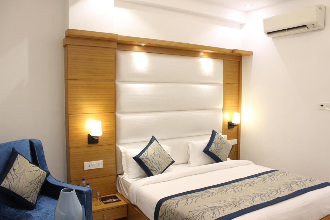 Hotel Aero Star Near Delhi Airport New Delhi Bagian luar foto